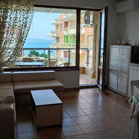 Cozy With Sea View And Free Parking Gmina Pomorie